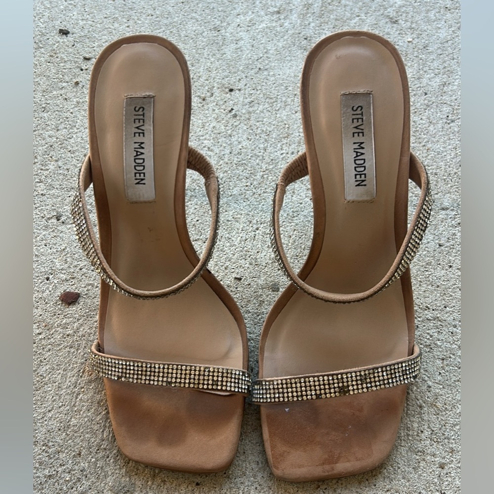 Steve Madden size 7.5 Sparkly Slip On Heels